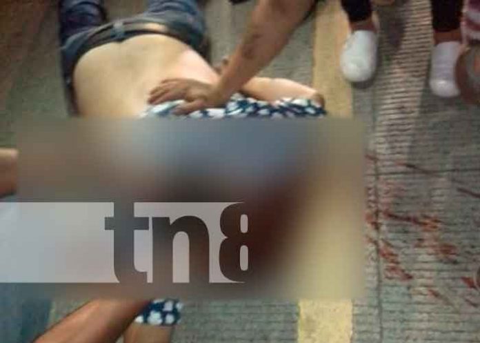 Motociclista muere al estrellarse contra camión estacionada en Matiguás