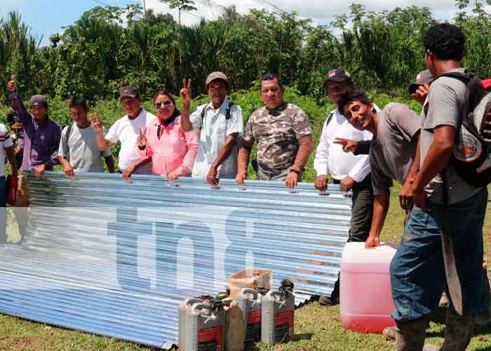 Bonanza: Entregan materiales de construccion para escuelas de comunidades indígenas