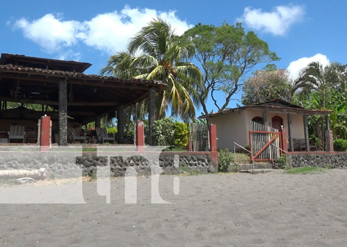 Conozca el circuito turístico de sol, playa y arena en la Isla de Ometepe