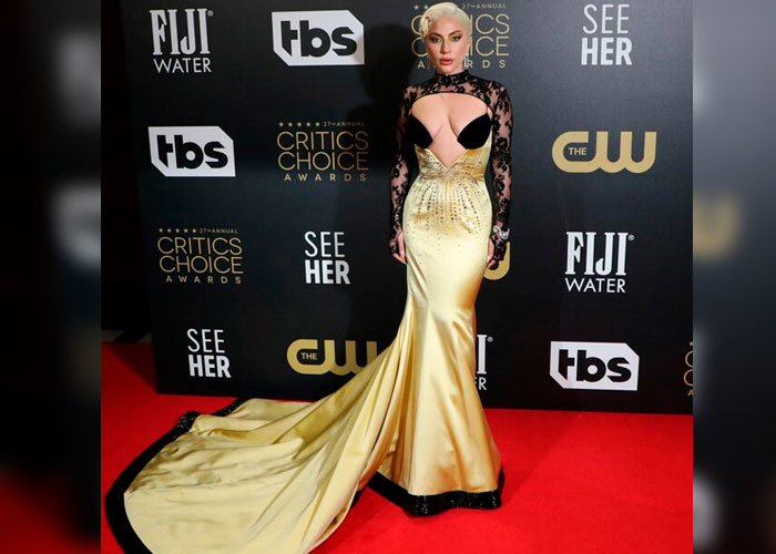 Lady Gaga hace presencia en dos alfombras rojas en una misma noche