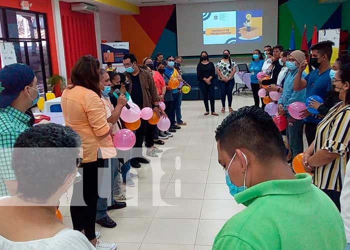 Emprendedores de Managua reciben capacitación gracias al MEFCCA 