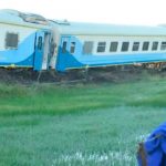 Asciende a 21 heridos en descarrilamiento de tren en Argentina