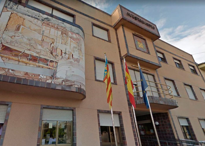¡Horrenda paliza! A patadas y puñetazos agreden a una menor en España