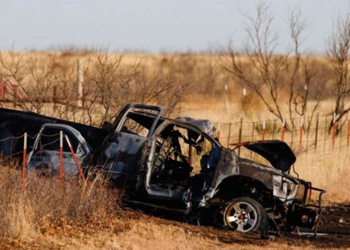 Menor de 13 años provoca accidente que deja 9 muertos en Texas