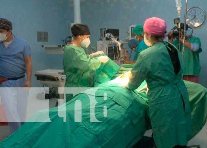 Cirugías por cáncer estomacal desde el Hospital Manolo Morales