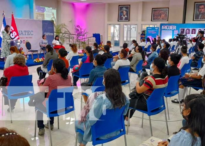Encuentro con mujeres innovadoras de la educación técnica en Nicaragua