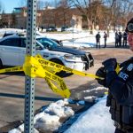 Un muerto y dos heridos tras tiroteo en una secundaria de Iowa, EE.UU