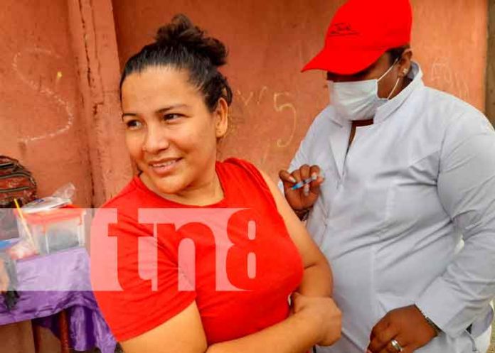 Jornada de vacunación en barrios del Distrito II de Managua
