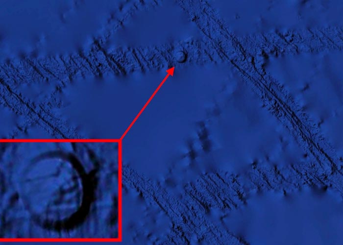 OVNI sumergido bajo las costas de Perú es descubierto en Google Earth