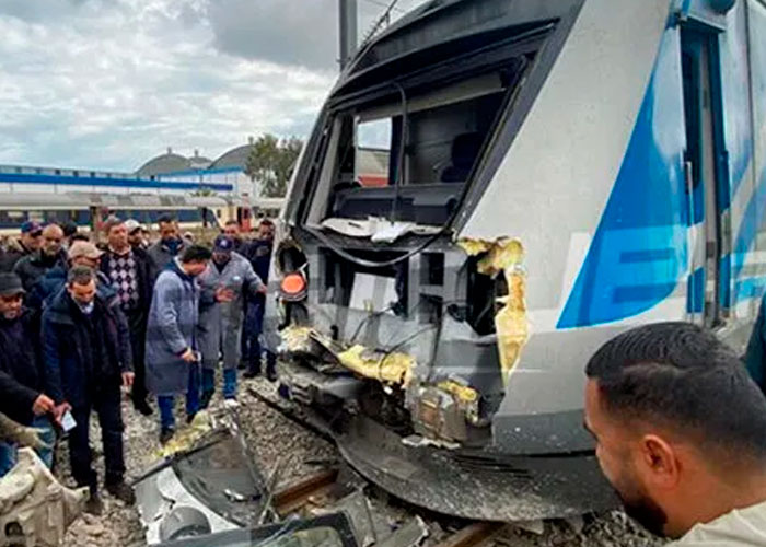 ¡Encontronazo de titanes! Choque de trenes deja 95 lesionados en Túnez