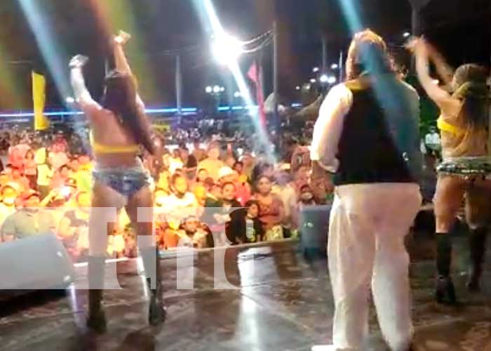 Realizan fiesta chinamera en el Puerto Salvador Allende