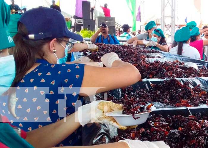Realizan el almíbar más grande de Nicaragua, en Managua