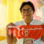 Mujeres de Nicaragua reciben talleres de costura