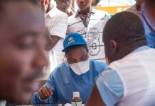 Tras muertes por casos de ébola, El Congo inicia vacunación en el país