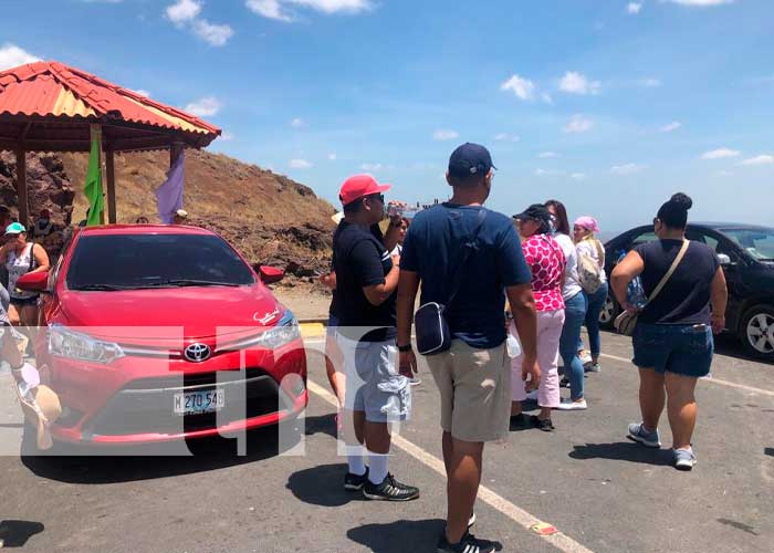 Turistas internacionales y nacionales llegaron al volcán Masaya