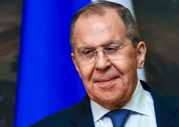 Ministro de Rusia se pronuncia sobre manipulación en Kiev