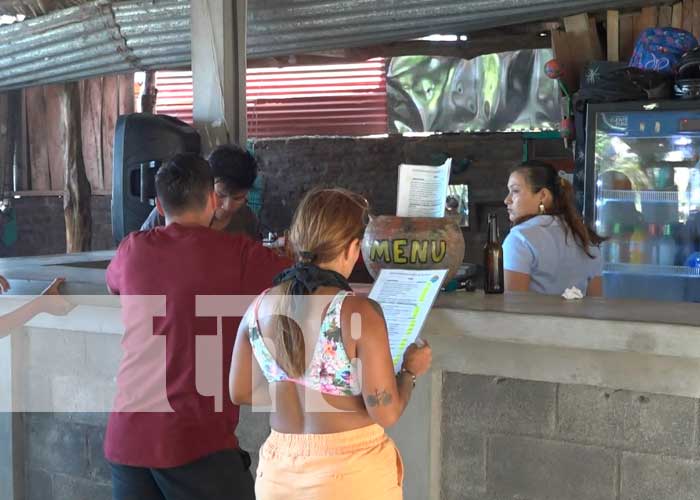 Avalancha de turistas, reportan empresarios en la Isla de Ometepe