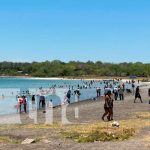 Diversión y recreación de la buena en la laguna de Xiloá