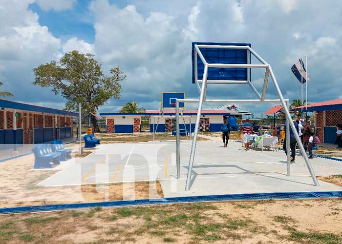 Gobierno de Nicaragua inaugura un moderno centro escolar en Prinzapolka