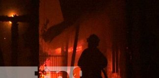 Una vivienda totalmente quemada y otra con cuantiosos daños en León