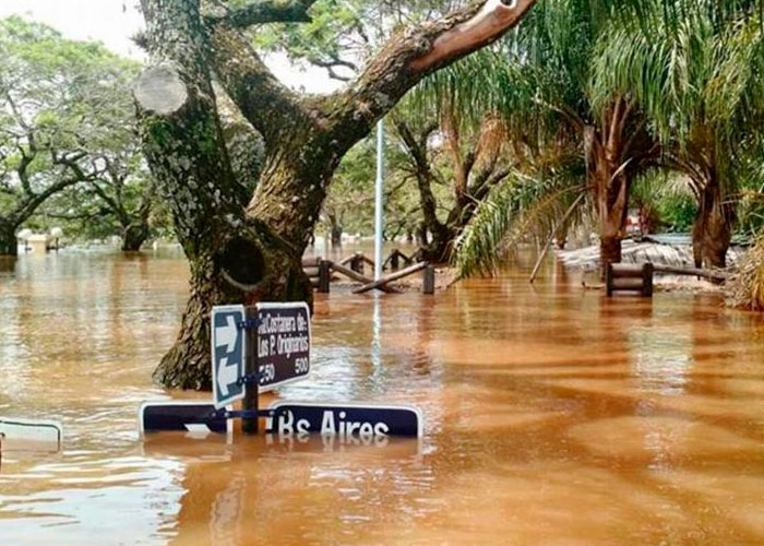 Argentina inundada por fuertes corrientes