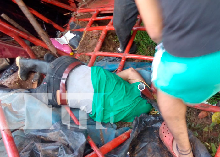 Nueva Guinea: 2 muertos en vuelco de camión