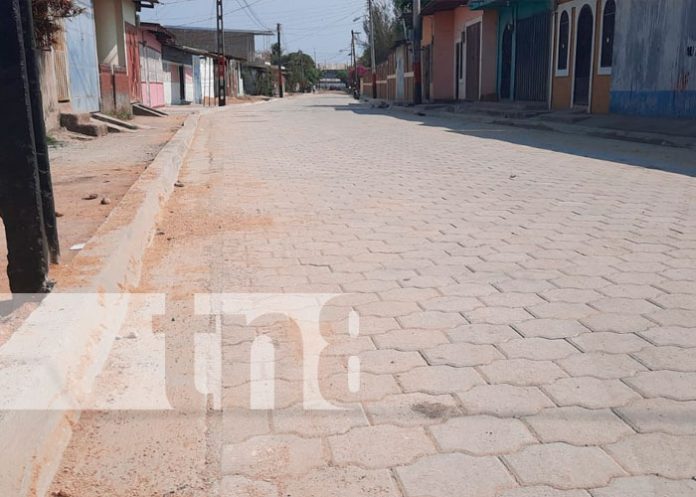Estelí: Continúan obras de adoquinado en barrios