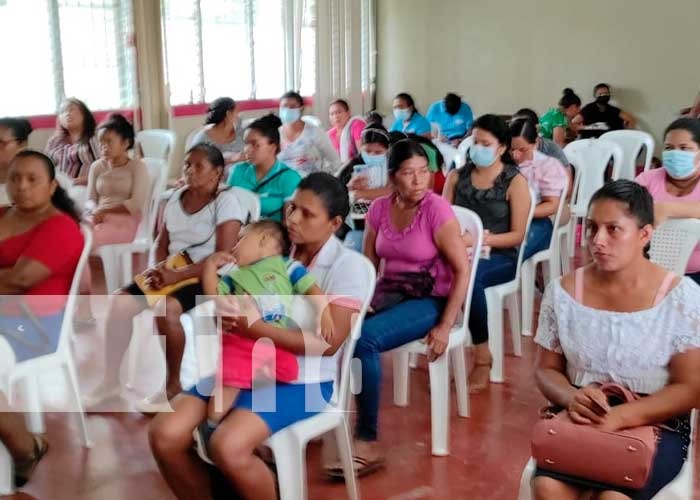 Mujeres de Siuna reciben más de medio millón en crédito de usura cero 