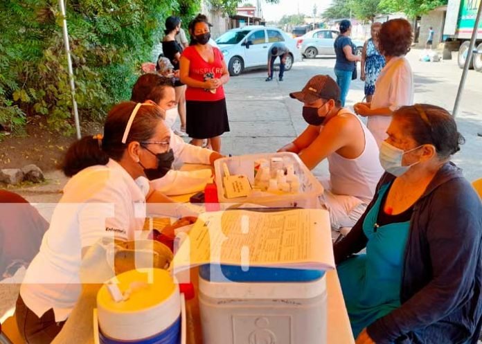 Atención de clínicas móviles en Managua