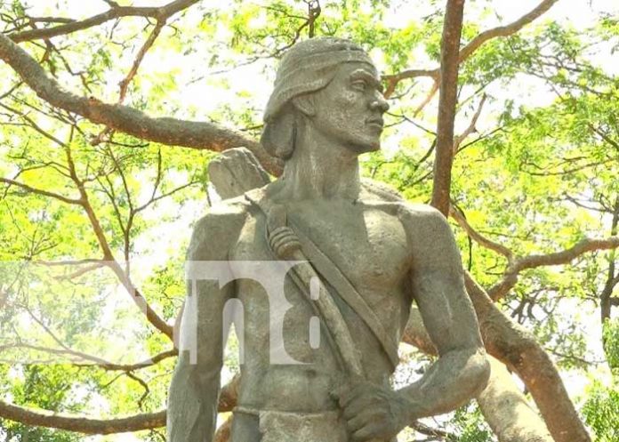 Estatua del Cacique Diriangén en Nicaragua