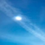 Video: Captan impactante bola de luz "OVNI" en pleno día