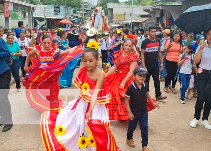 Celebración de devotos a San Marcos Evangelista desde Río San Juan