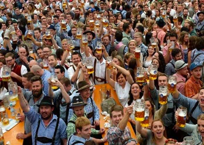 Regresa Oktoberfest, el festival de la cerveza suspendido por la pandemia