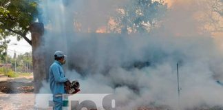 Fumigación en comarca de Managua