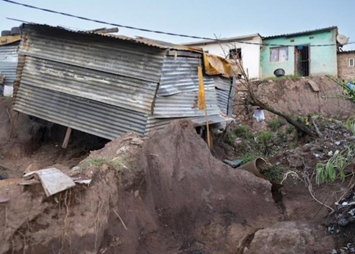 Sudáfrica declara estado de desastre nacional por devastadoras inundaciones