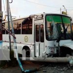Accidente de bus de la Ruta 108 en Altamira, Managua