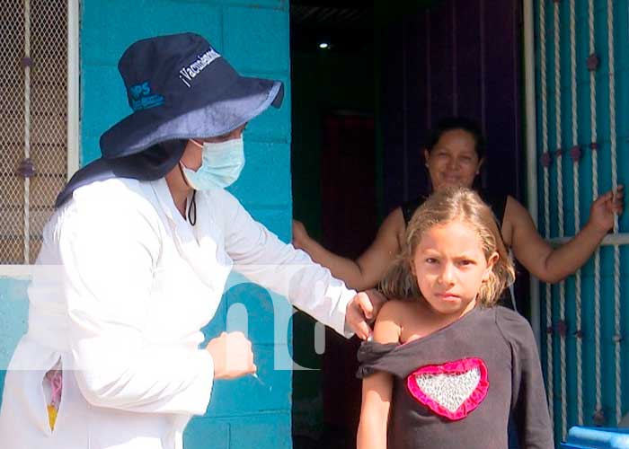 Jornada de vacunación en Villa Guadalupe, Managua, Nicaragua