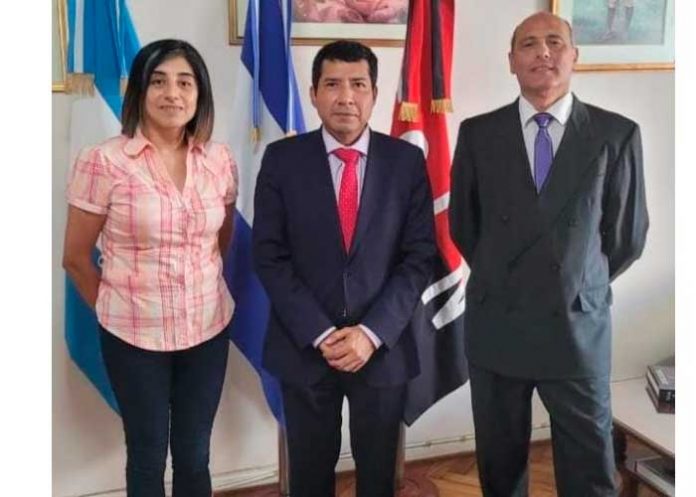 Embajada de Nicaragua en Argentina recibe a comunicadores expertos en emprendimientos