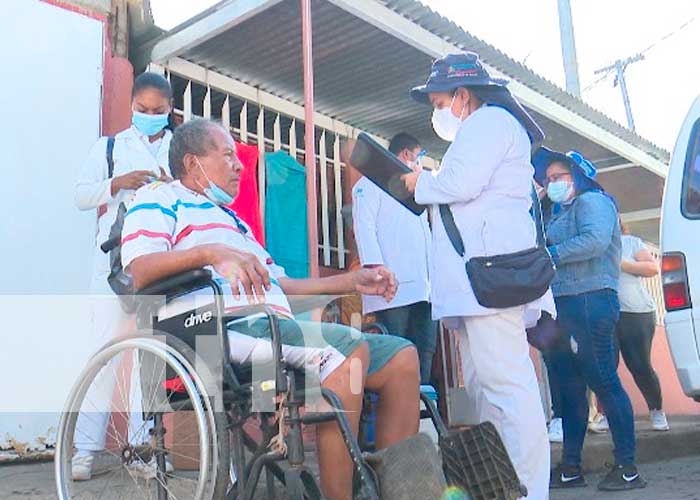 Jornada de aplicación de vacunas en el barrio Pantasma, Managua