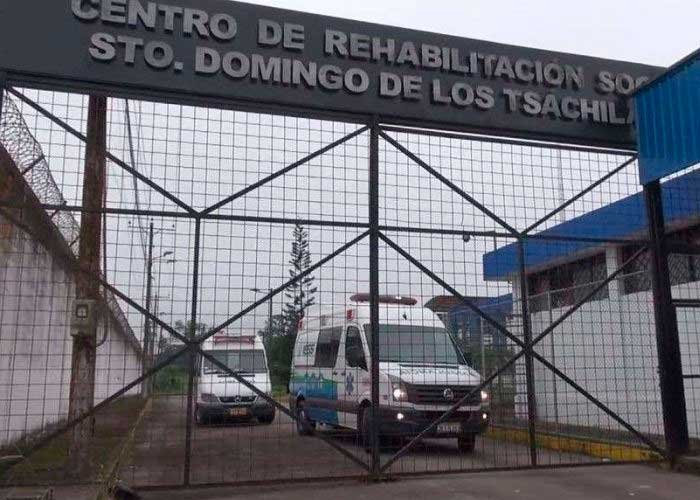 Policías se desplazan nuevo amotinamiento en cárcel de Ecuador