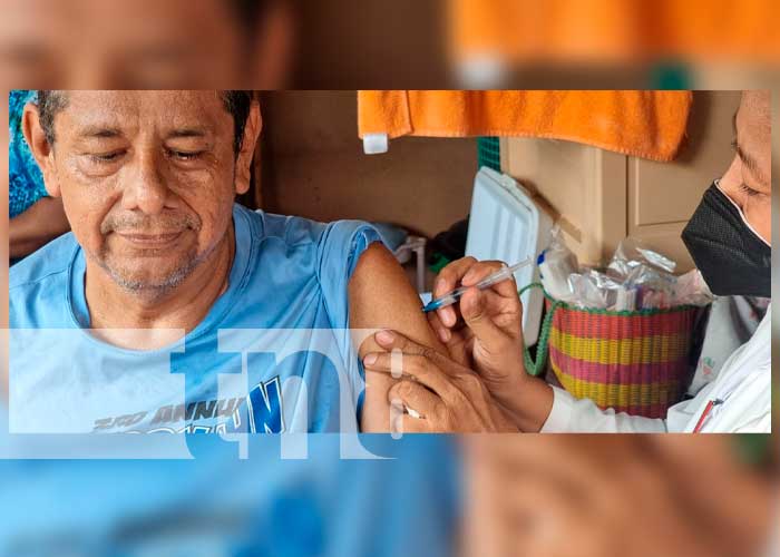  Managua: brigadas vacunan a habitantes del barrio Omar Torrijos