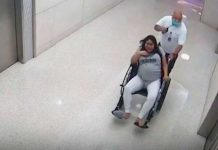 Mujer latina da a luz en un ascensor asistida por el guarda de seguridad