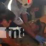 Motociclista lesionado al estrellarse contra semoviente en Tipitapa