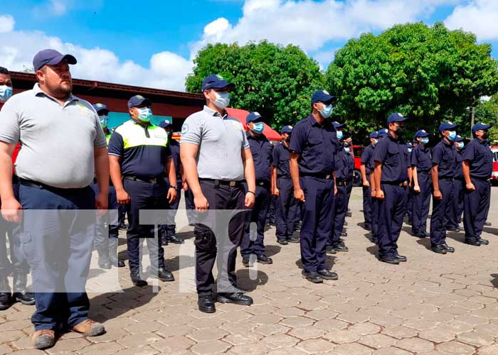 Nicaragua: Bomberos reciben capacitación sobre uso de vehículos de emergencia