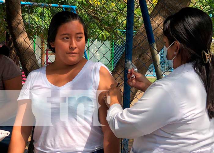 Vacunas en el Distrito V de Managua