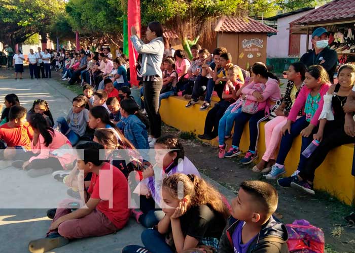 Realizan carnaval "Mi vida sin drogas" en la Isla de Ometepe