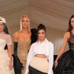 El clan Kardashian se roba el "show" en la alfombra del Met Gala 2022