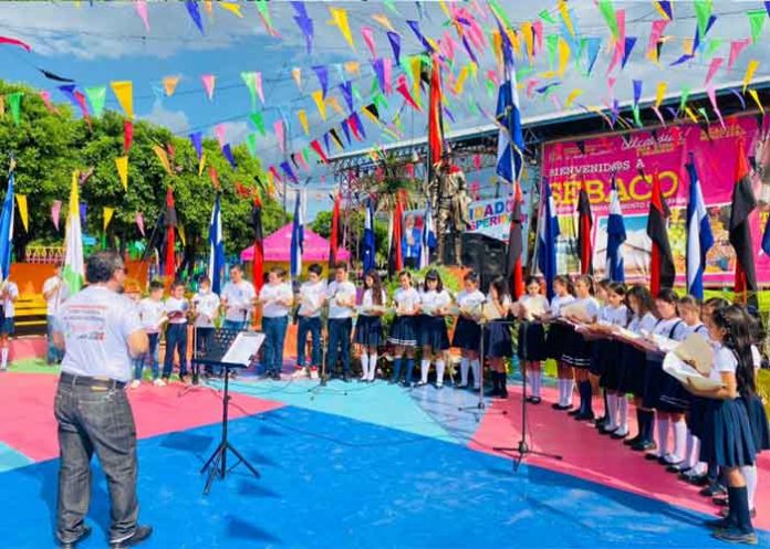 Escuelas municipales de artes, danza y coros continúan llevando alegría a las familias