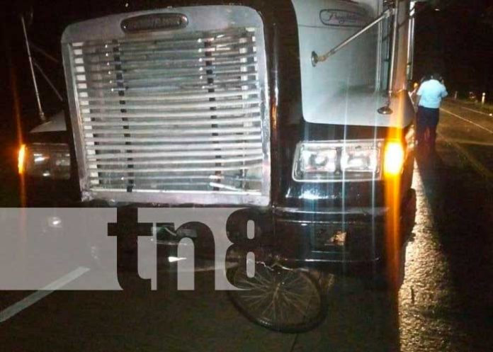 Accidente de tránsito deja un muerto y daños materiales en Chinandega