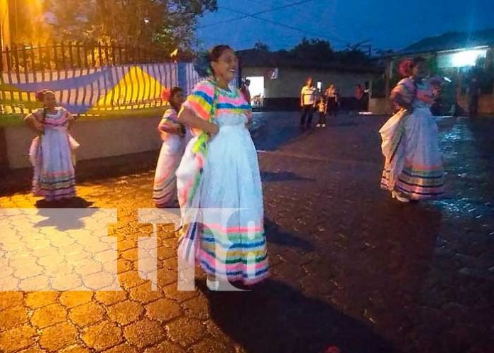 INTUR realiza noche cultural en honor a Santa Rita en Teustepe
